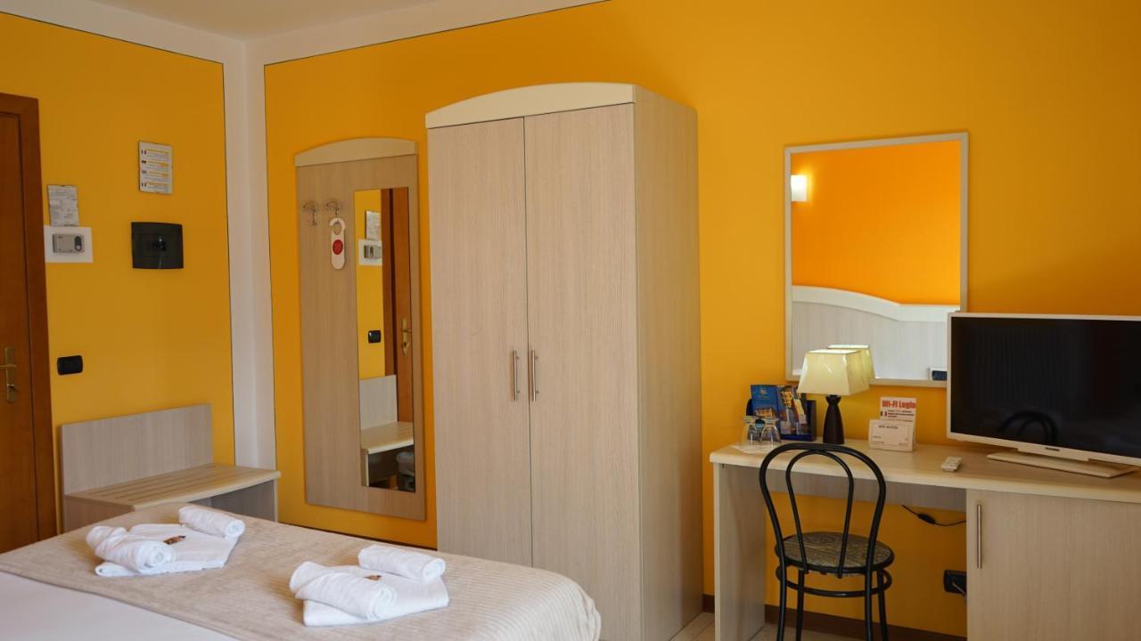 Albergo Bel Soggiorno Oggebbio Εξωτερικό φωτογραφία